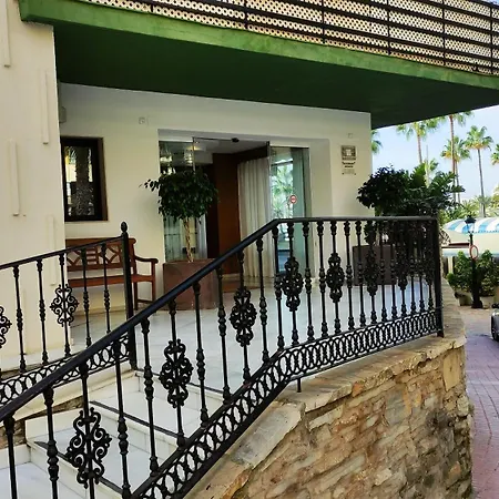 In First Line Apto 9-5 * Marbella