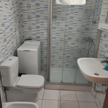 In First Line Apto 9-5 Appartement *