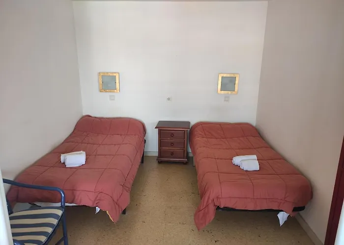In First Line Apto 9-5 * Μαρμπέλλα